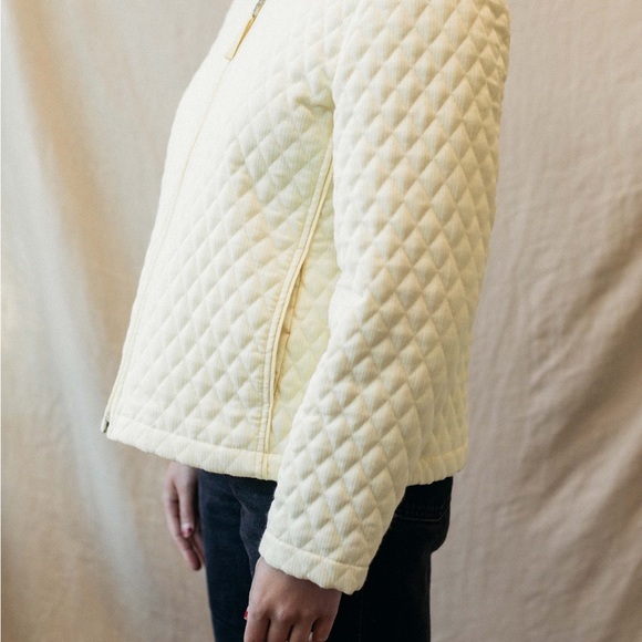 Vintage Cream Quilted Jacket Coat (Made in Canada) - Picture 7 of 11